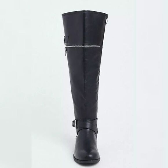 TORRID BLACK FAUX LEATHER ZIPPER & BUCKLE OVER-THE - Picture 2 of 3